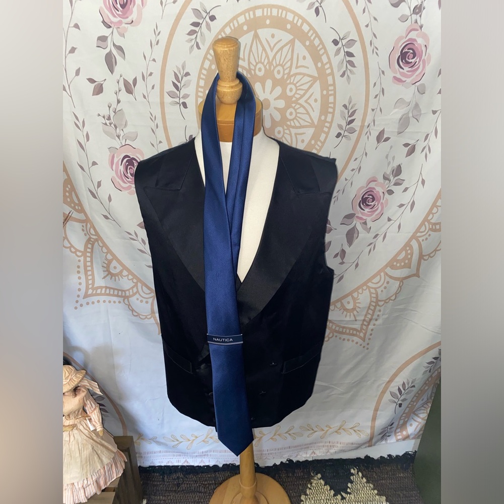 NWOT Nautica Electric Blue Tie